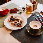 Couette-café La Bicocca 4*